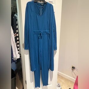 Chic me Medium jumpsuit with cover!